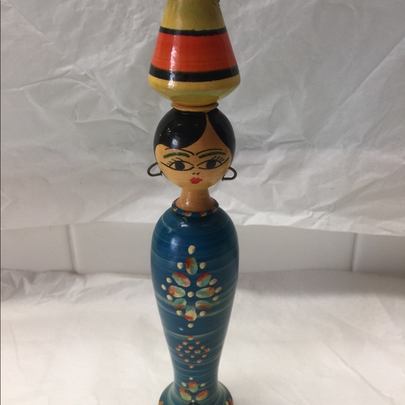 Vintage Hand crafted Peg Dolls - Picture 3 of 7